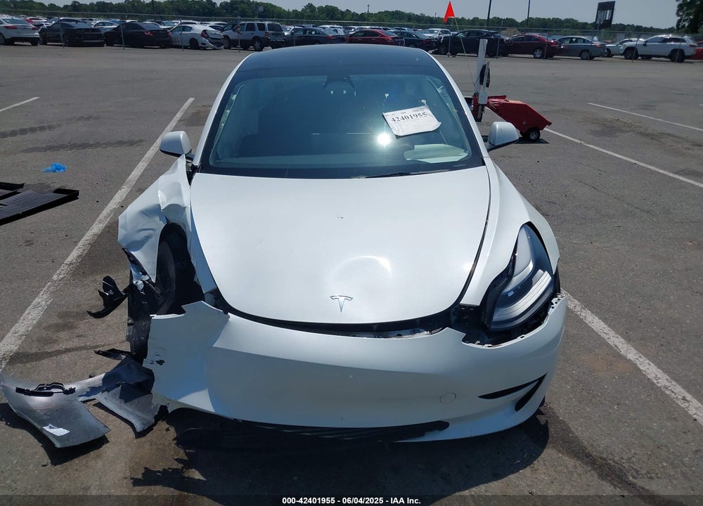 2023 TESLA MODEL 3 VIN: 5YJ3E1EAXPF645384