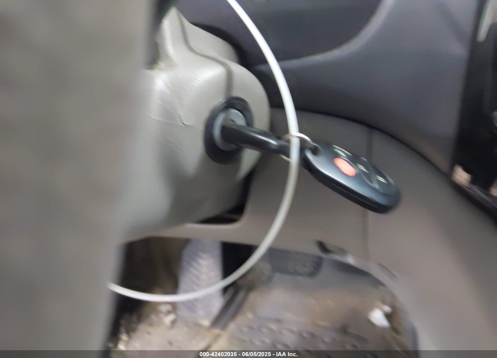 2005 TOYOTA SIENNA LE VIN: 5TDZA23C15S376927
