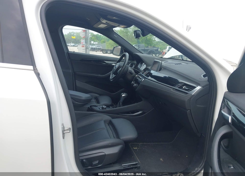 2018 BMW X2 VIN: WBXYJ3C36JEB37994