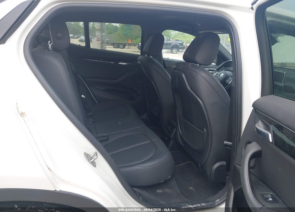 2018 BMW X2 VIN: WBXYJ3C36JEB37994