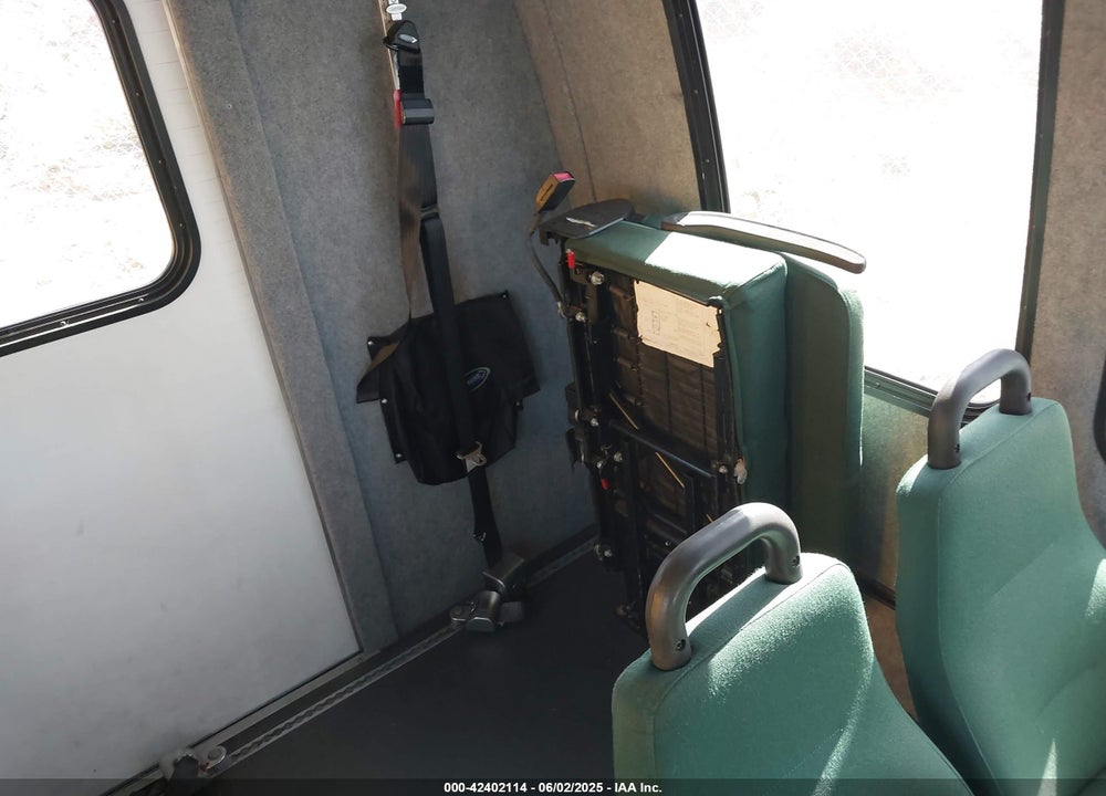 2011 FORD E-450 CUTAWAY VIN: 1FDXE4FS7BDB09062