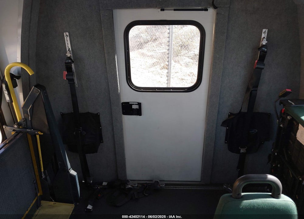 2011 FORD E-450 CUTAWAY VIN: 1FDXE4FS7BDB09062