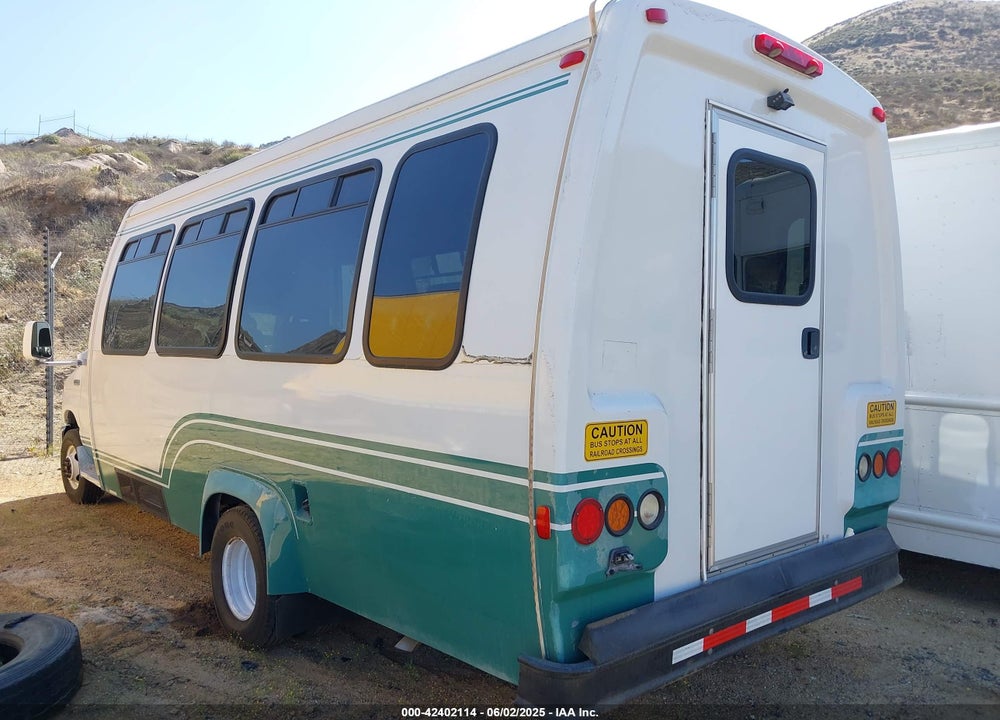 2011 FORD E-450 CUTAWAY VIN: 1FDXE4FS7BDB09062