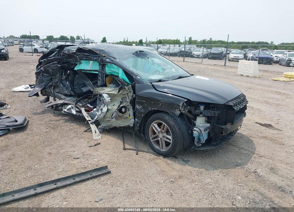 2018 HYUNDAI KONA SE VIN: KM8K12AA9JU102685