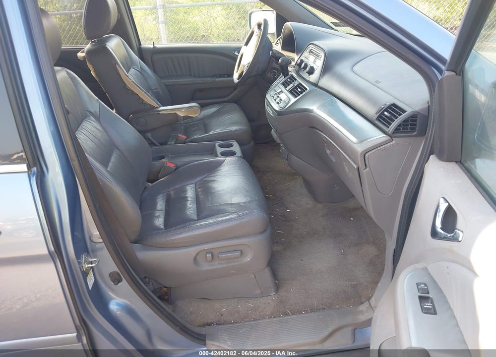 2008 HONDA ODYSSEY EX-L VIN: 5FNRL38668B058636