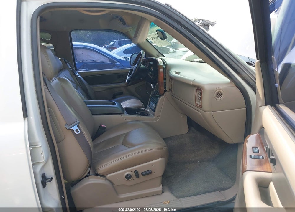 2003 CHEVROLET AVALANCHE 1500 VIN: 3GNEC13T93G320904