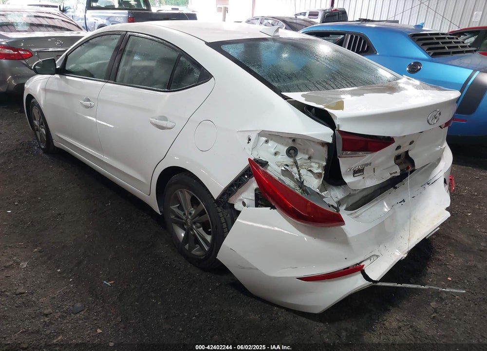 2017 HYUNDAI ELANTRA SE VIN: 5NPD84LF6HH054211
