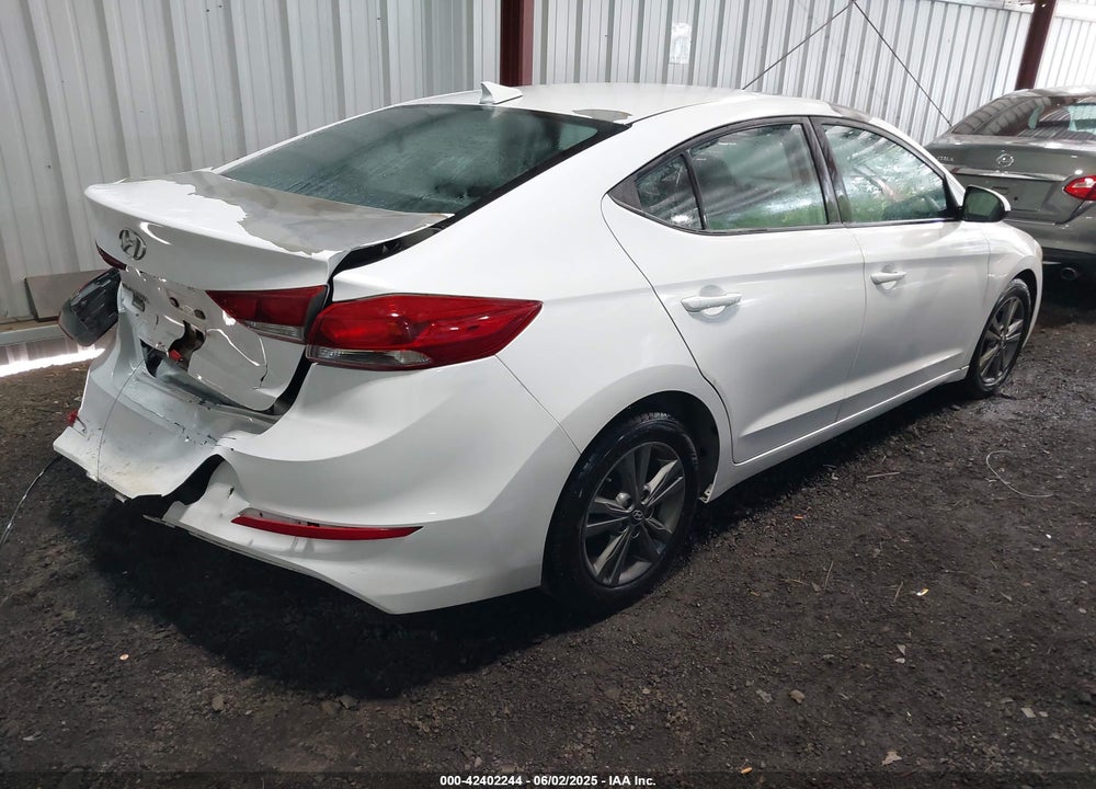 2017 HYUNDAI ELANTRA SE VIN: 5NPD84LF6HH054211