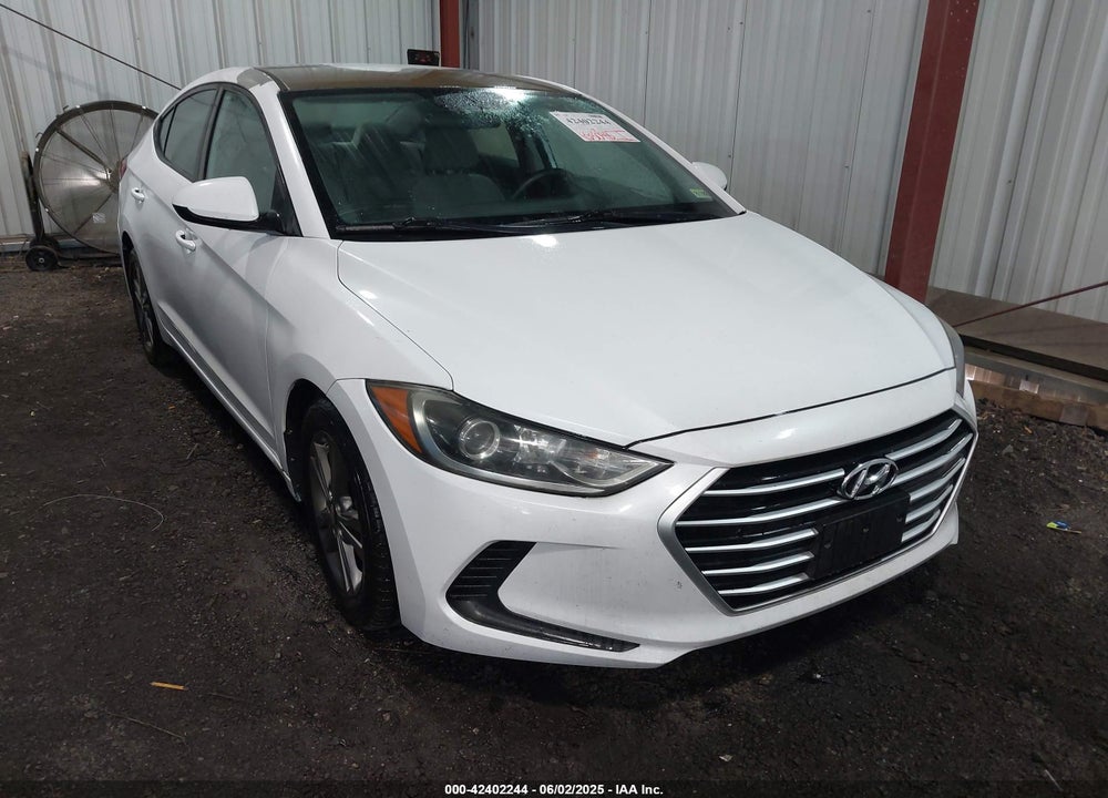2017 HYUNDAI ELANTRA SE VIN: 5NPD84LF6HH054211