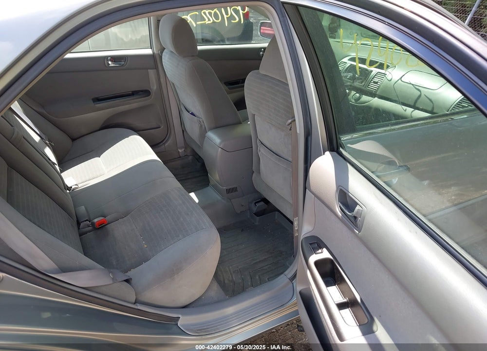 2005 TOYOTA CAMRY LE VIN: 4T1BE32K55U972084