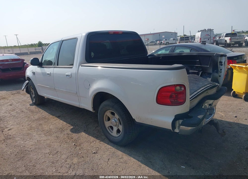 2002 FORD F-150 LARIAT/XLT VIN: 1FTRW07L32KC90070