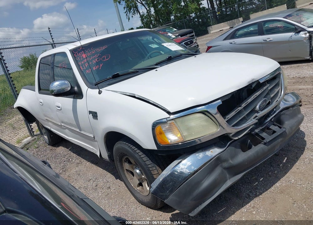 2002 FORD F-150 LARIAT/XLT VIN: 1FTRW07L32KC90070