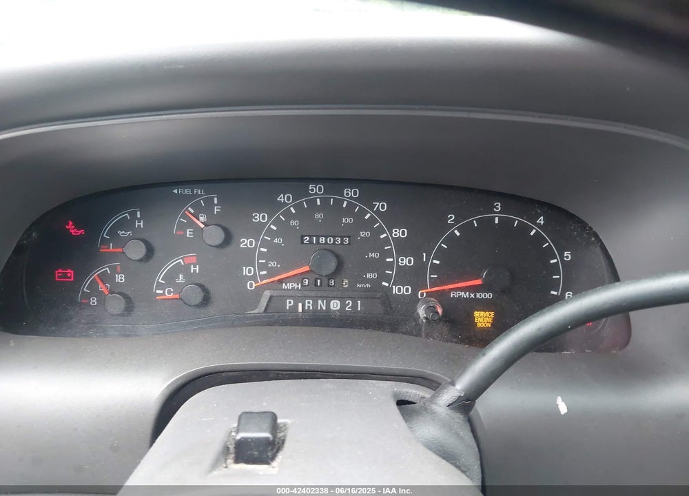 2000 FORD EXCURSION XLT VIN: 1FMNU40S9YEE01981