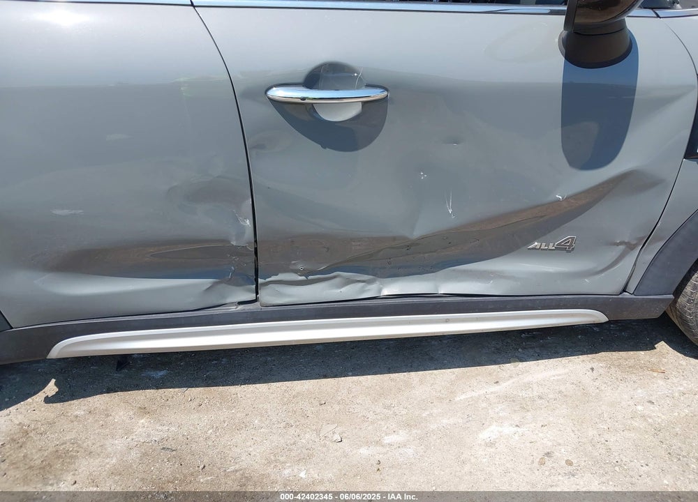 2020 MINI COOPER VIN: WMZYX1C08L3L66257