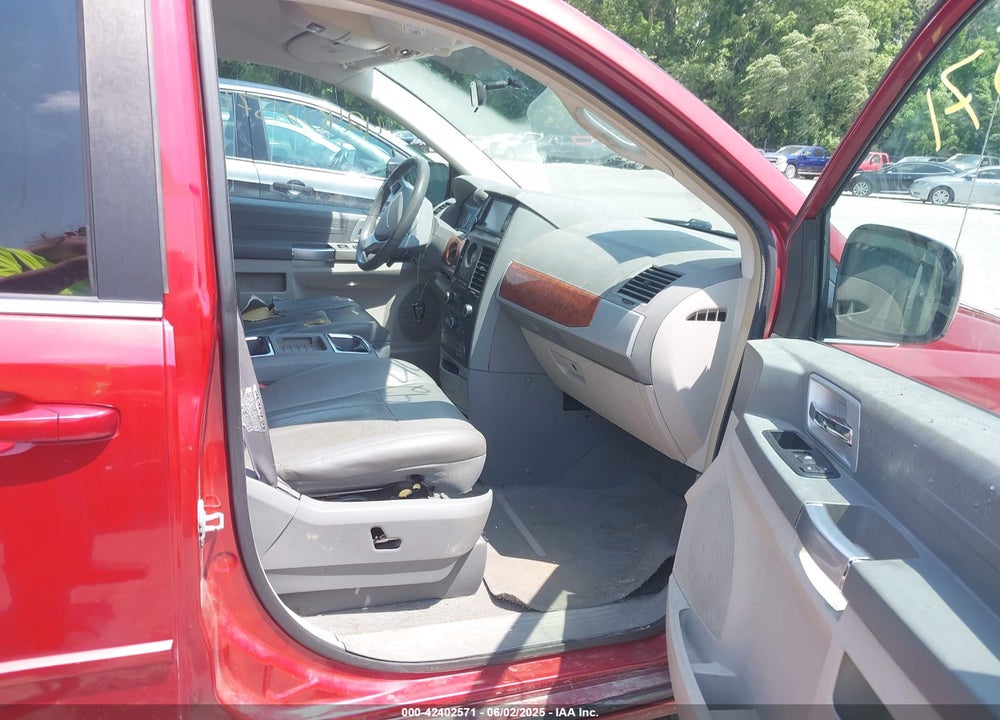 2008 CHRYSLER TOWN & COUNTRY TOURING VIN: 2A8HR54P08R607801