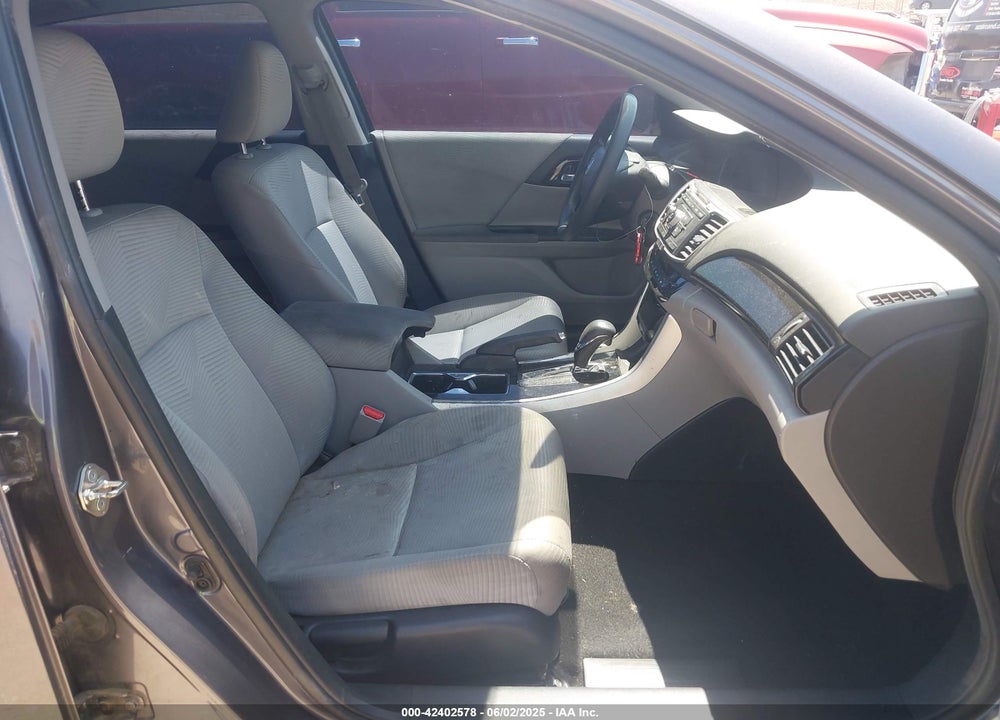 2017 HONDA ACCORD VIN: 1HGCR2F31HA245770