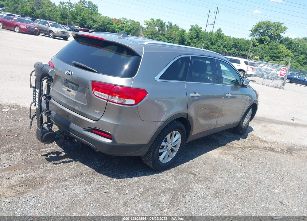 2016 KIA SORENTO VIN: 5XYPGDA52GG044582