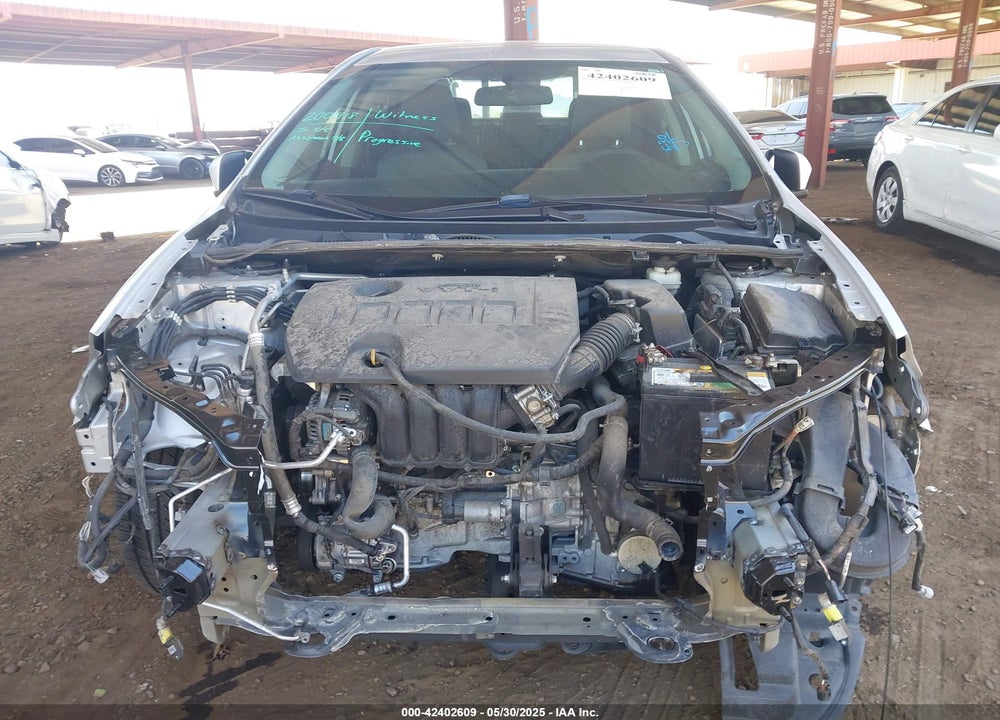 2015 TOYOTA COROLLA LE VIN: 5YFBURHE2FP181327