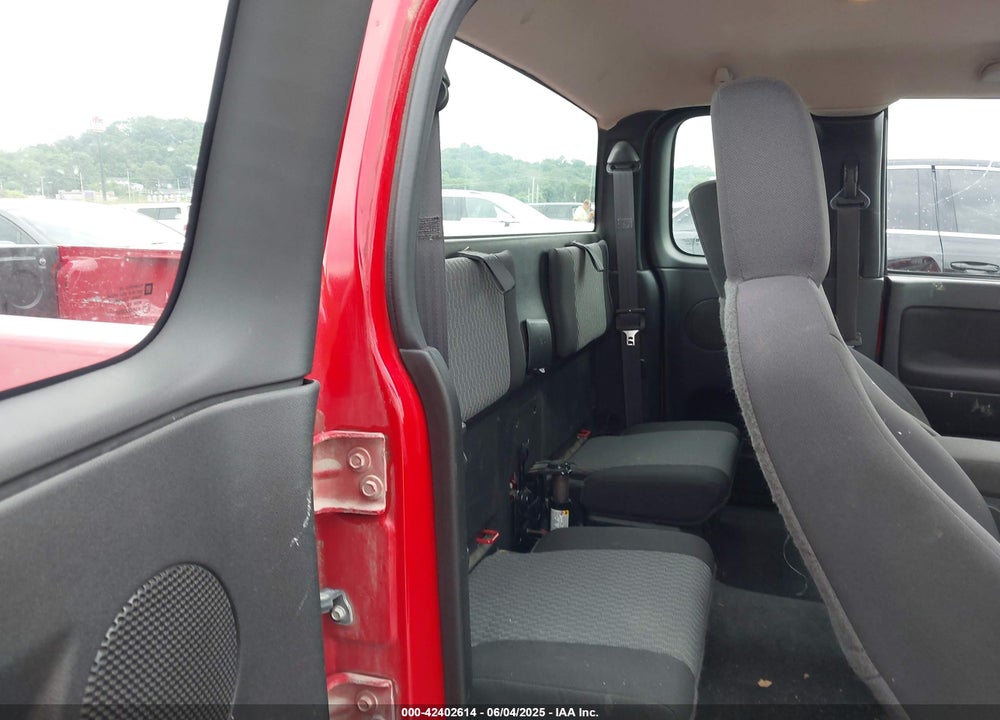 2011 CHEVROLET COLORADO VIN: 1GCESBF96B8115465