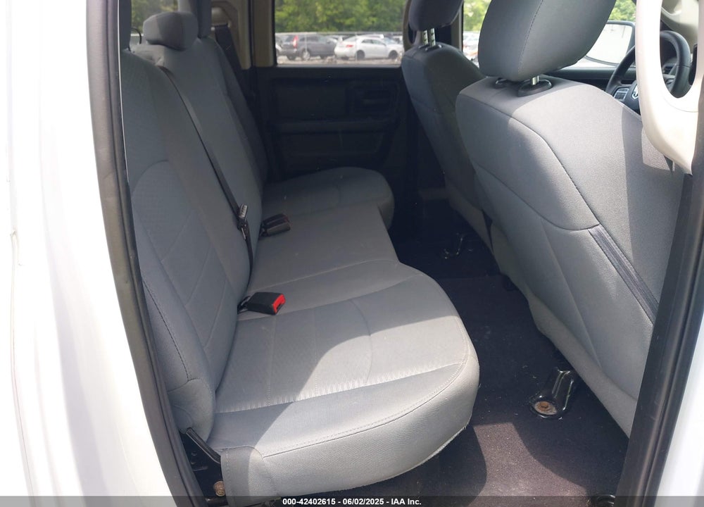 2017 RAM 1500 EXPRESS 4X4 6'4 BOX VIN: 1C6RR7FT8HS811382