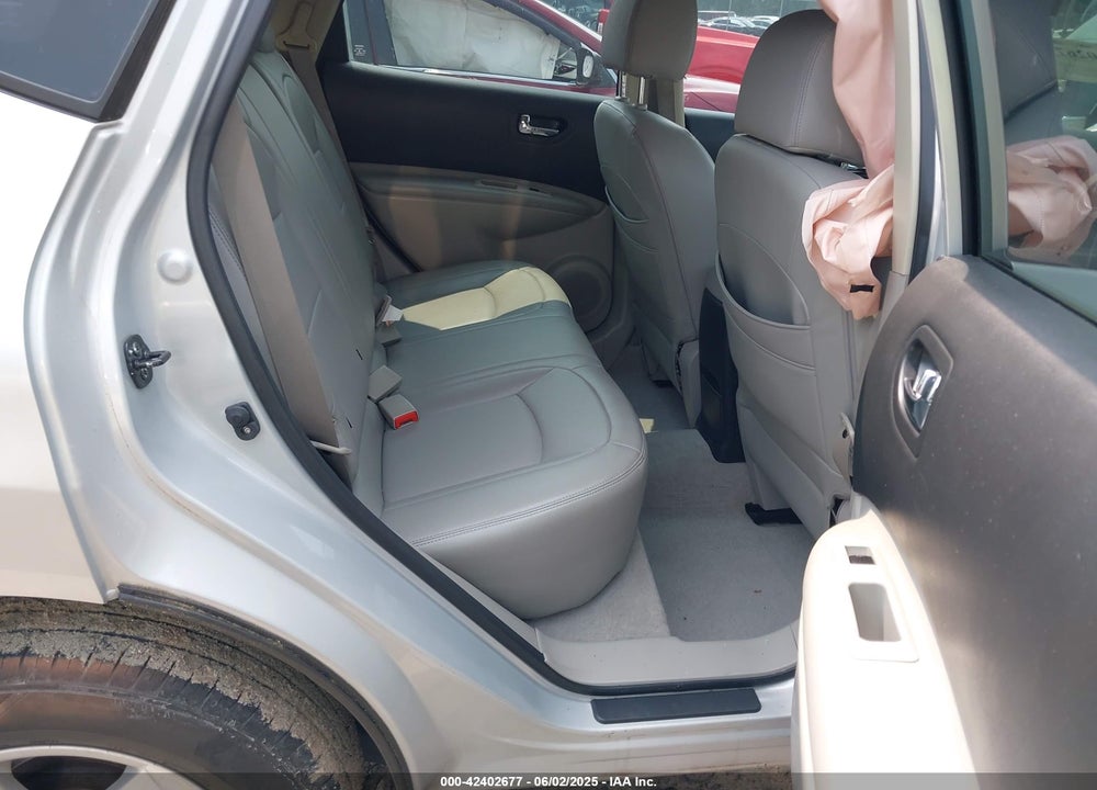 2013 NISSAN ROGUE VIN: JN8AS5MT3DW042928