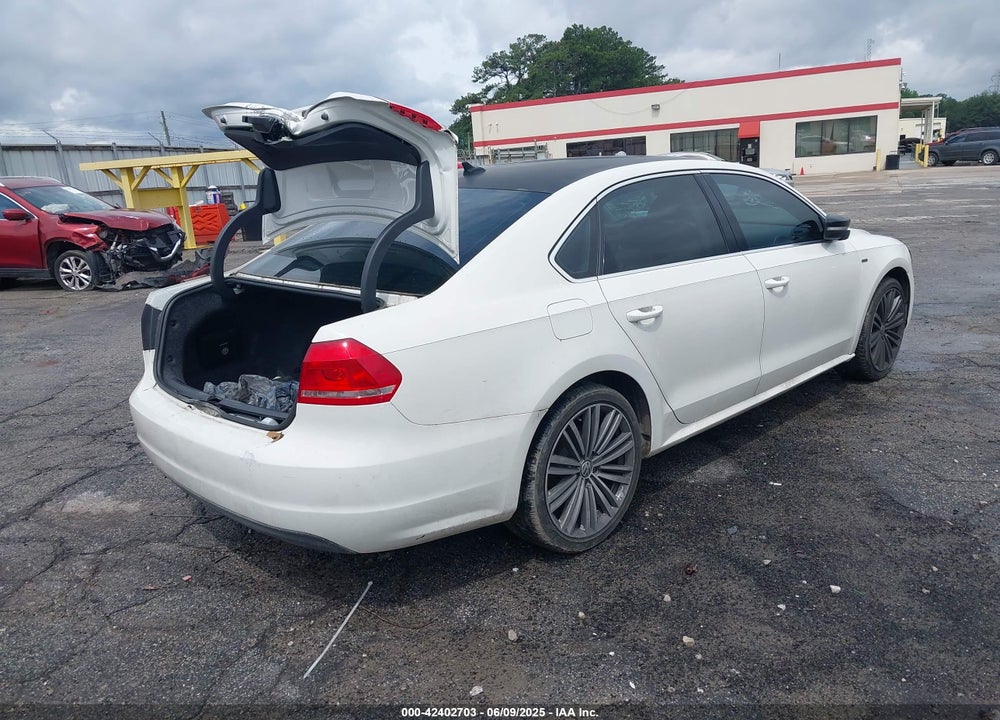 2015 VOLKSWAGEN PASSAT VIN: 1VWBT7A34FC014716