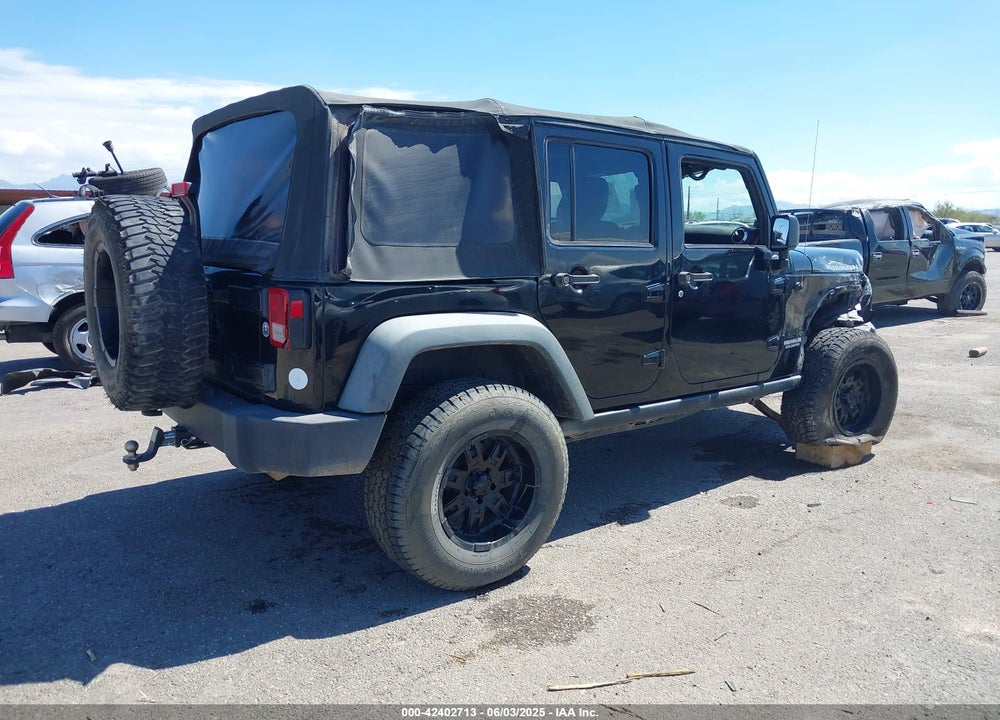 2011 JEEP WRANGLER UNLIMITED VIN: 1J4HA6H11BL641492