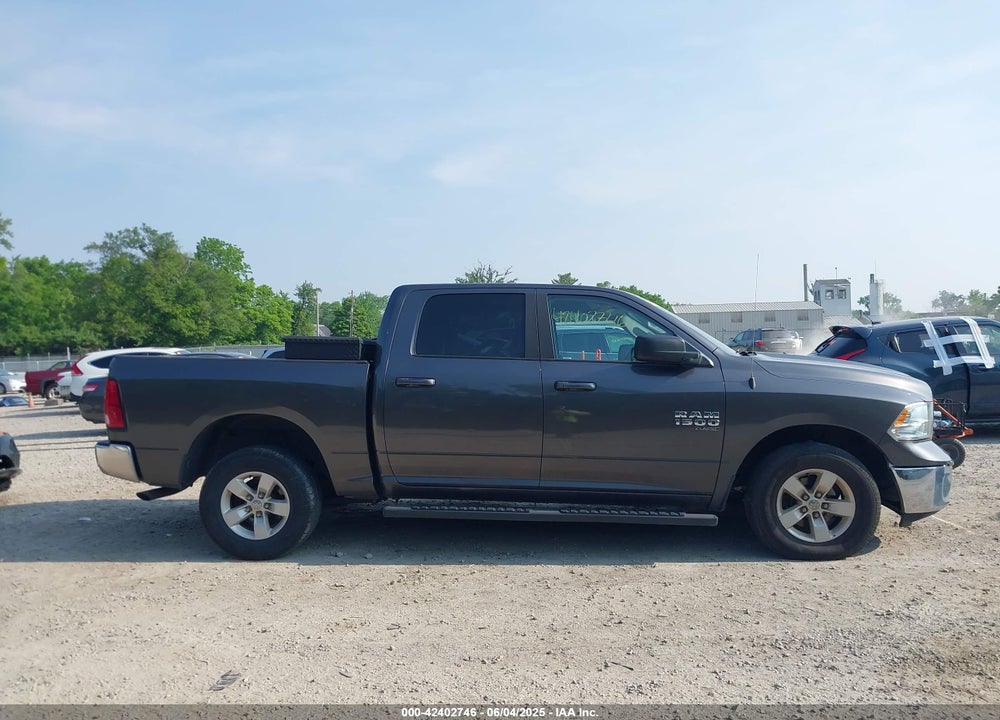 2021 RAM 1500 CLASSIC VIN: 1C6RR7LG4MS535767