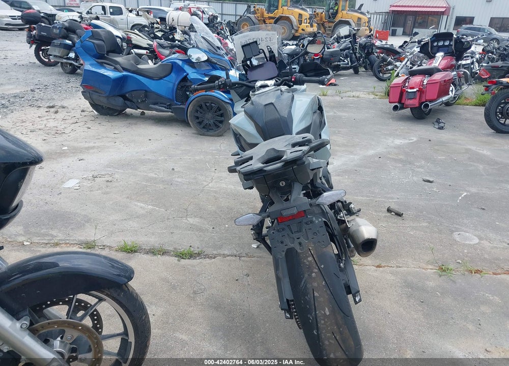 2020 BMW S 1000 XR VIN: WB10E4308LZJ83665