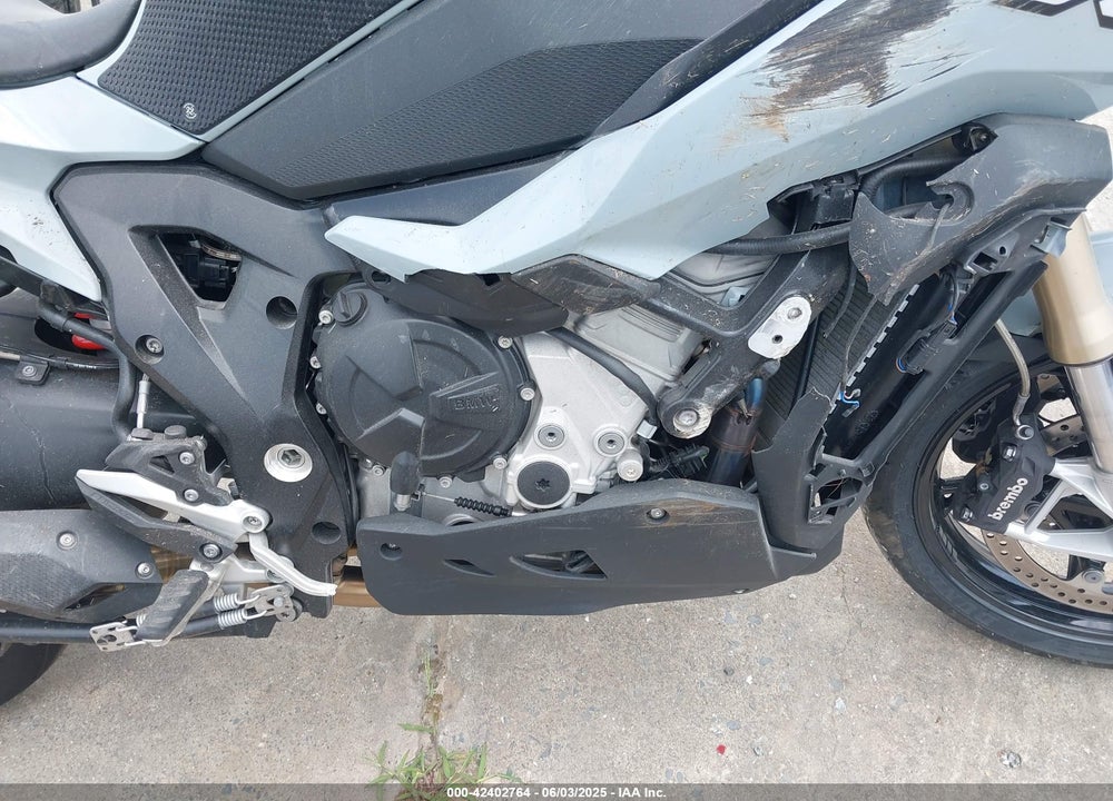 2020 BMW S 1000 XR VIN: WB10E4308LZJ83665