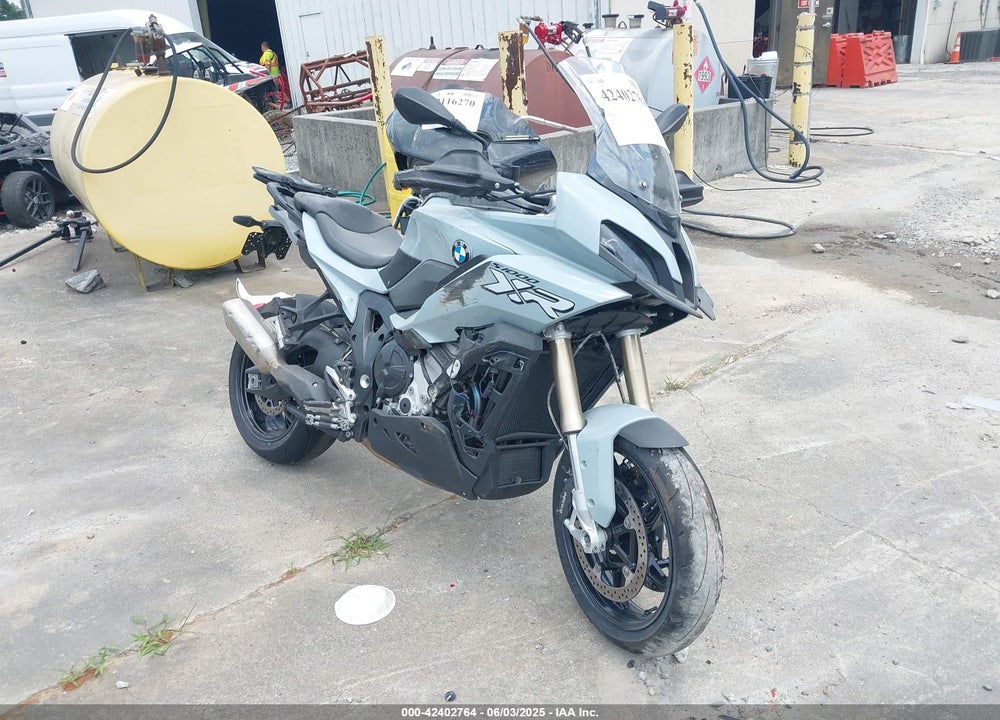 2020 BMW S 1000 XR VIN: WB10E4308LZJ83665