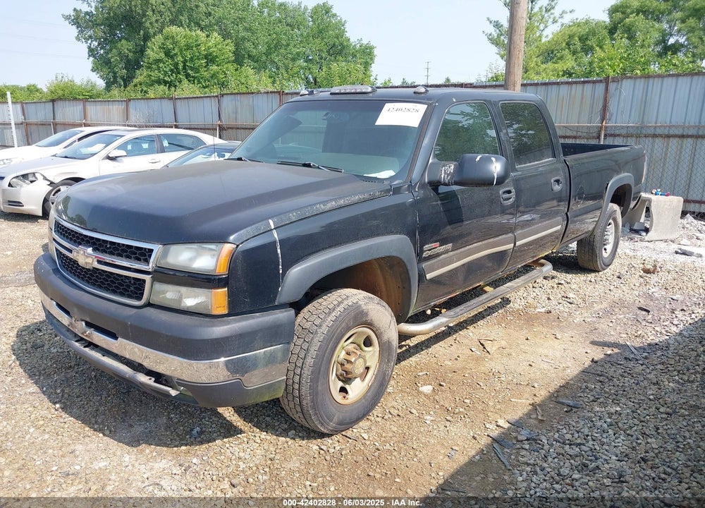 2005 CHEVROLET SILVERADO 2500HD LS VIN: 1GCHK232X5F966561