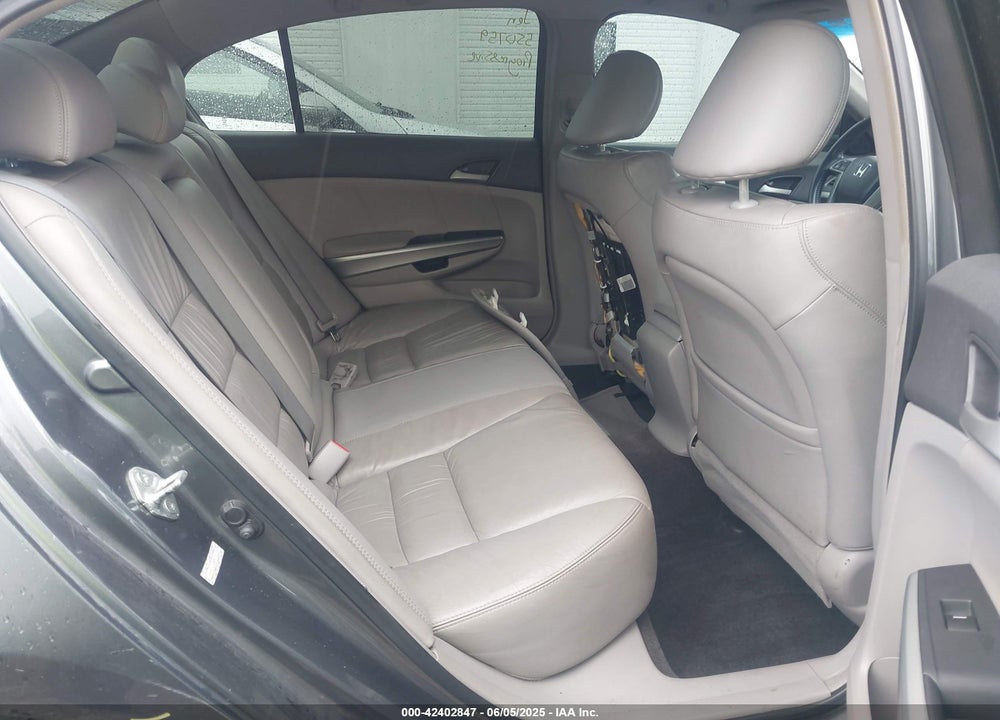 2009 HONDA ACCORD VIN: 1HGCP26889A163151