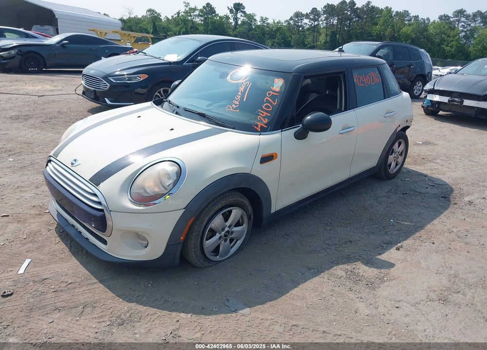 2015 MINI HARDTOP VIN: WMWXS5C5XFT827330