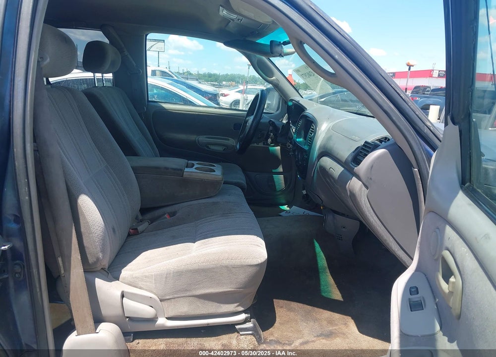 2001 TOYOTA TUNDRA SR5 V8 VIN: 5TBRT34131S150677