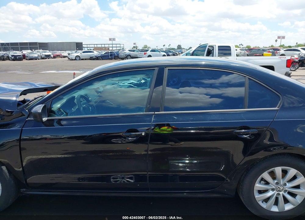 2014 VOLKSWAGEN JETTA 2.0L S VIN: 3VW2K7AJ8EM444456