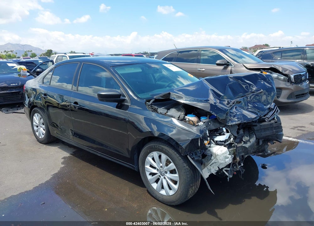 2014 VOLKSWAGEN JETTA 2.0L S VIN: 3VW2K7AJ8EM444456