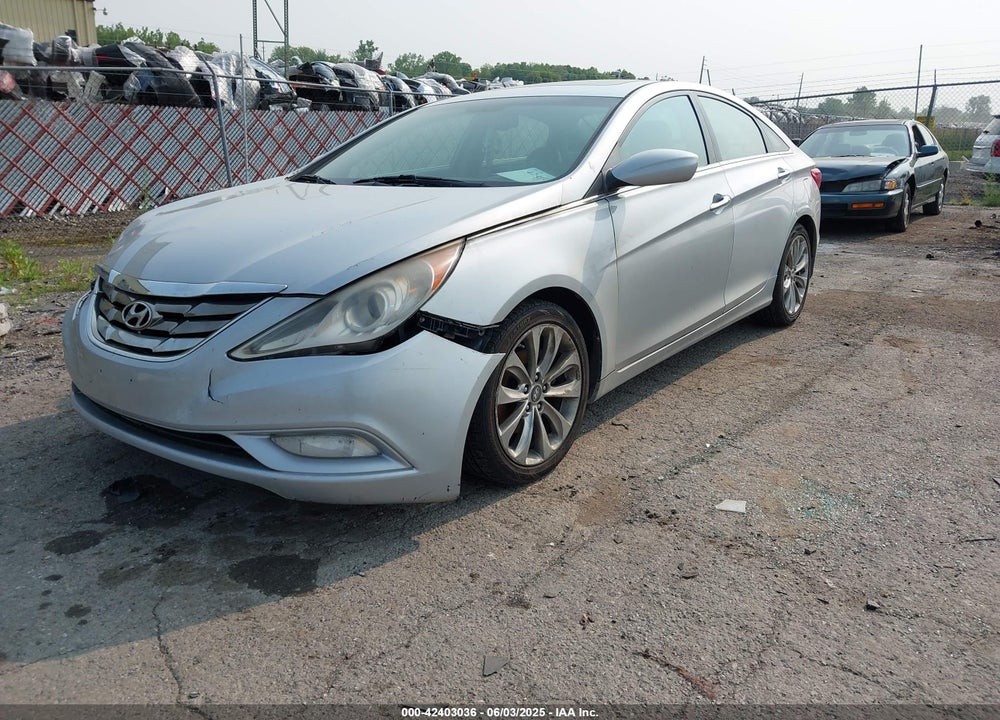 2013 HYUNDAI SONATA VIN: 5NPEC4AC8DH685452
