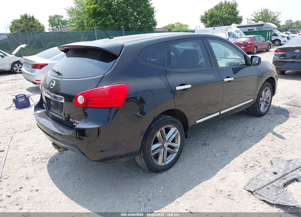 2011 NISSAN ROGUE S KROM EDITION VIN: JN8AS5MV8BW265500