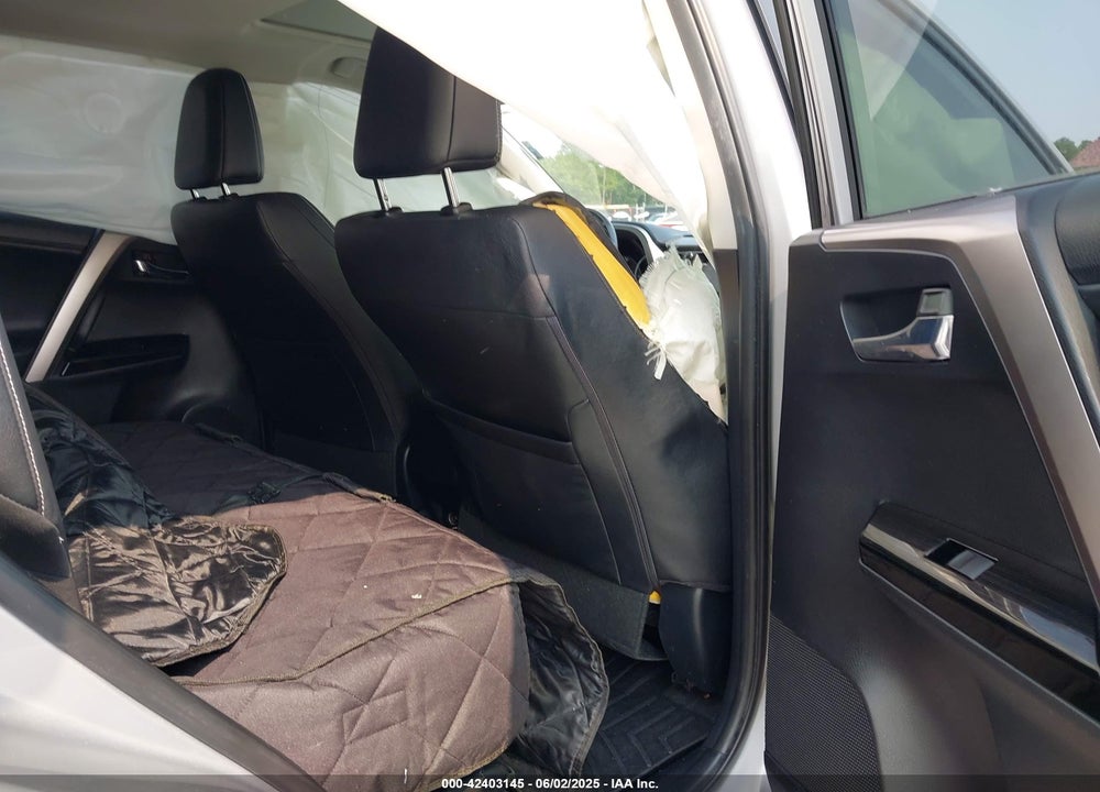 2018 TOYOTA RAV4 LIMITED VIN: JTMYFREV1JD126114