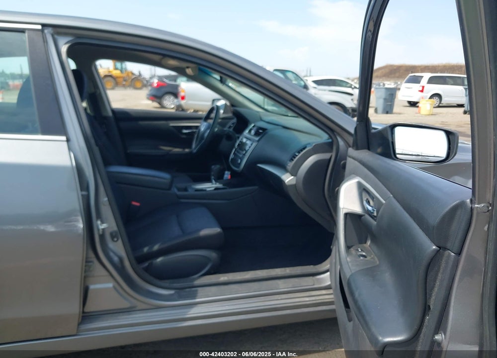 2016 NISSAN ALTIMA VIN: 1N4AL3AP4GC253720