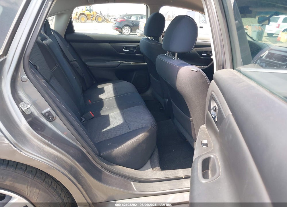 2016 NISSAN ALTIMA VIN: 1N4AL3AP4GC253720