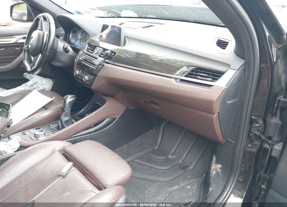 2018 BMW X1 VIN: WBXHT3C35J5L28412