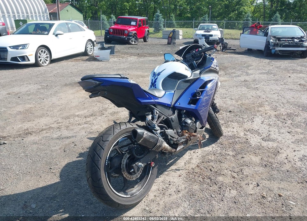 2013 KAWASAKI EX300 A VIN: JKAEX8A17DDA01195