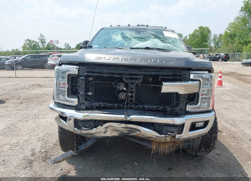 2017 FORD F-350 LARIAT VIN: 1FT8W3DT5HEE00495