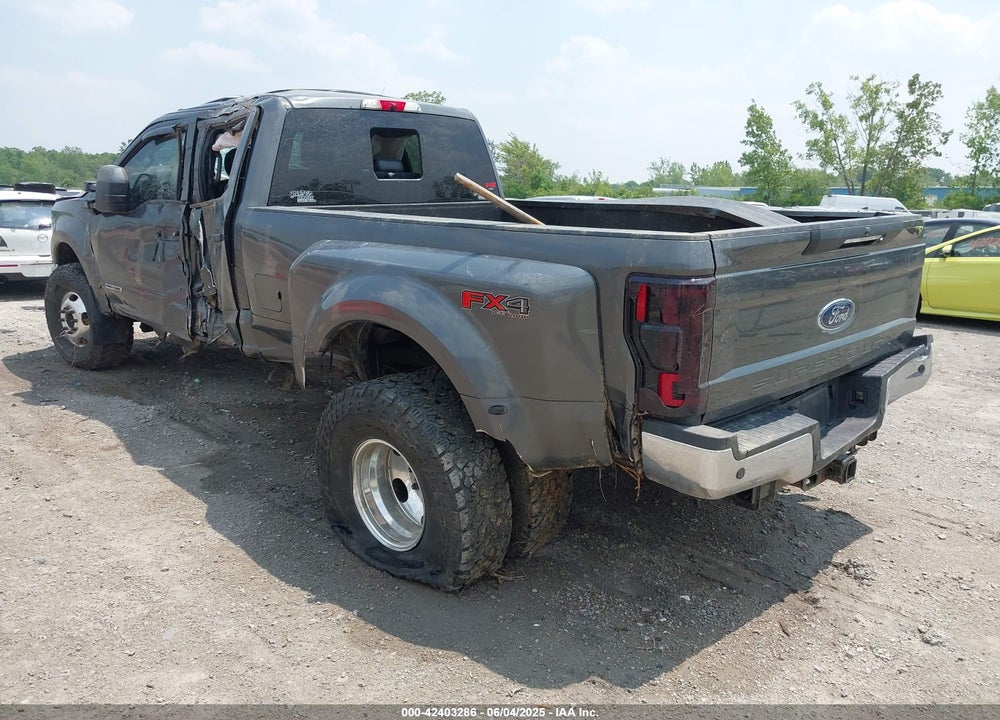 2017 FORD F-350 LARIAT VIN: 1FT8W3DT5HEE00495