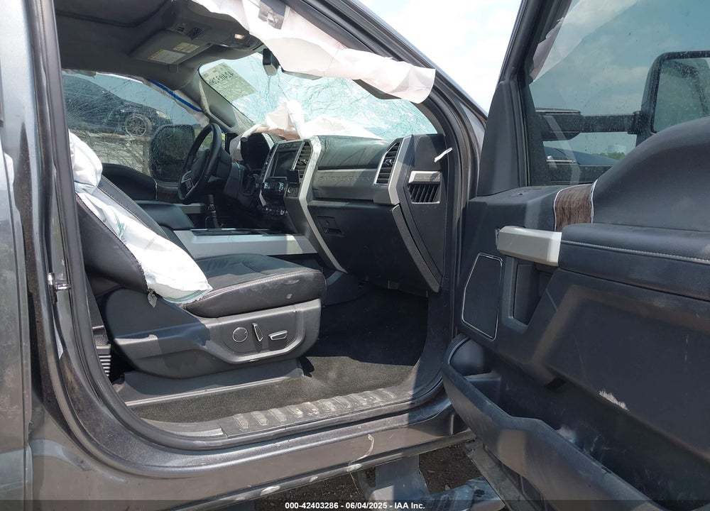 2017 FORD F-350 LARIAT VIN: 1FT8W3DT5HEE00495