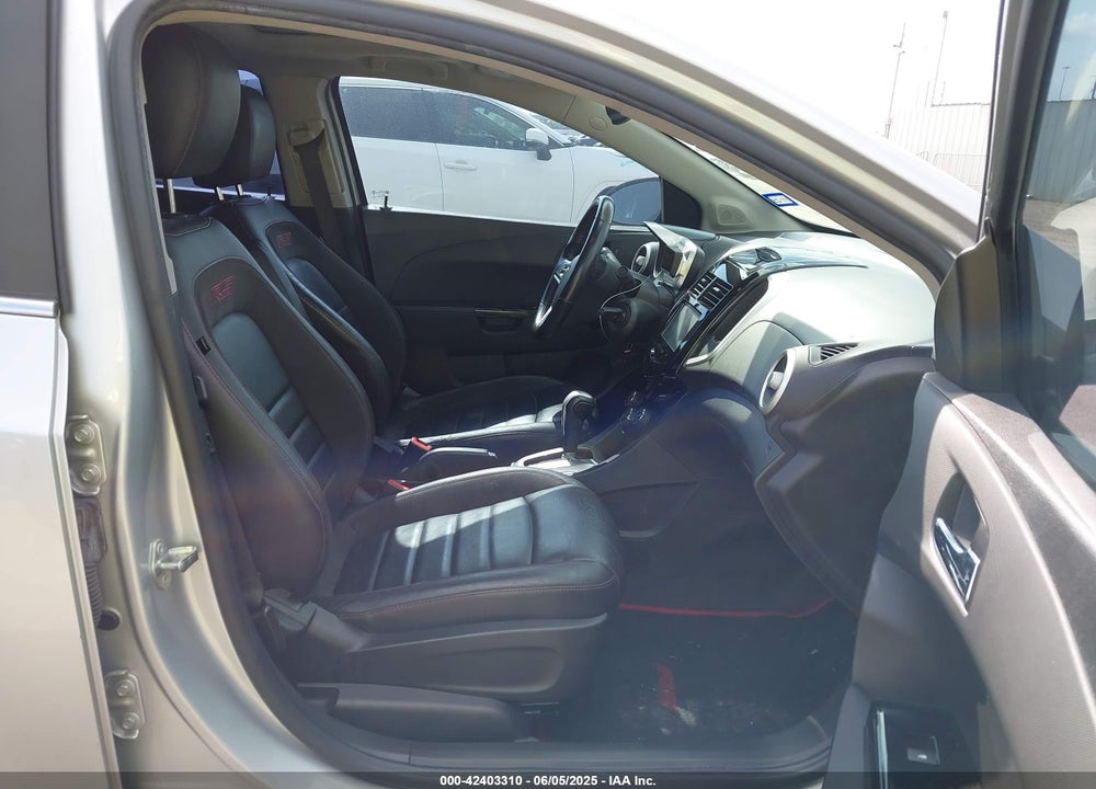 2015 CHEVROLET SONIC VIN: 1G1JG5SBXF4121804