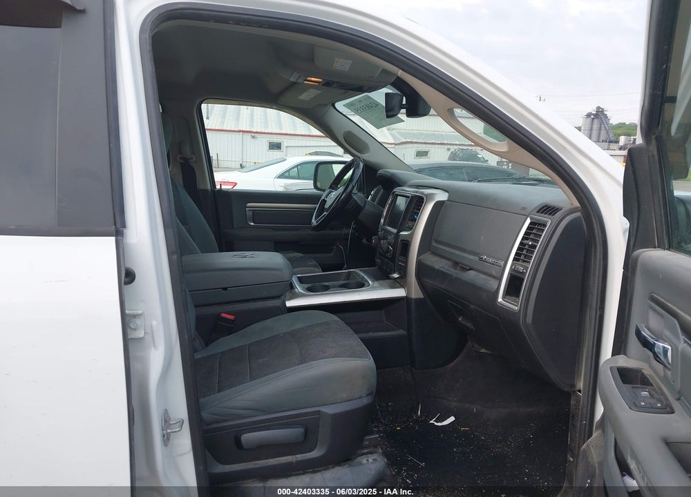 2017 RAM 1500 BIG HORN 4X4 5'7 BOX VIN: 3C6RR7LT6HG565721
