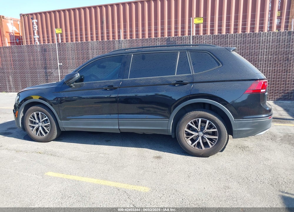 2021 VOLKSWAGEN TIGUAN VIN: 3VV1B7AX2MM142289
